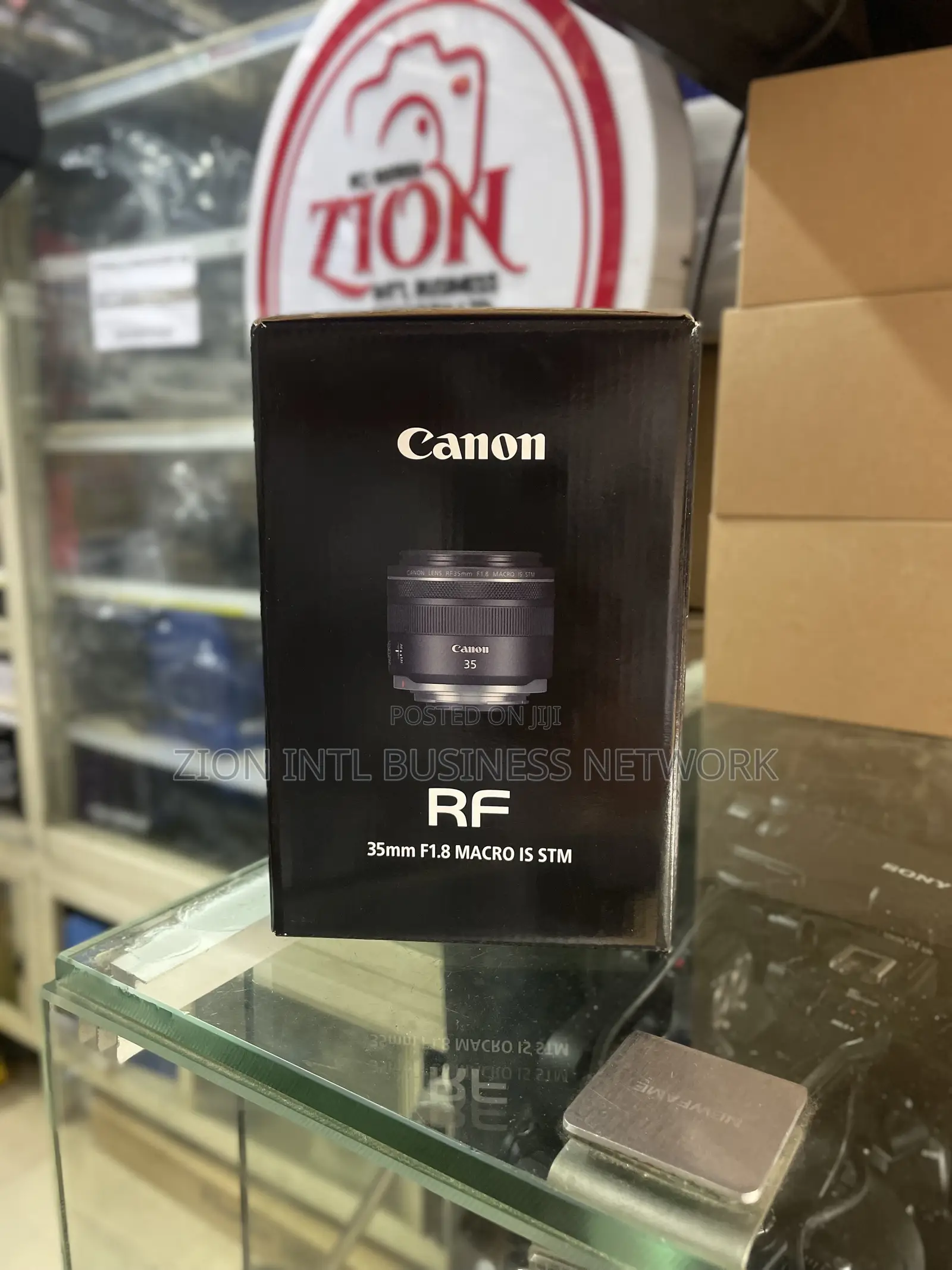 Canon RF 35mm F1.8