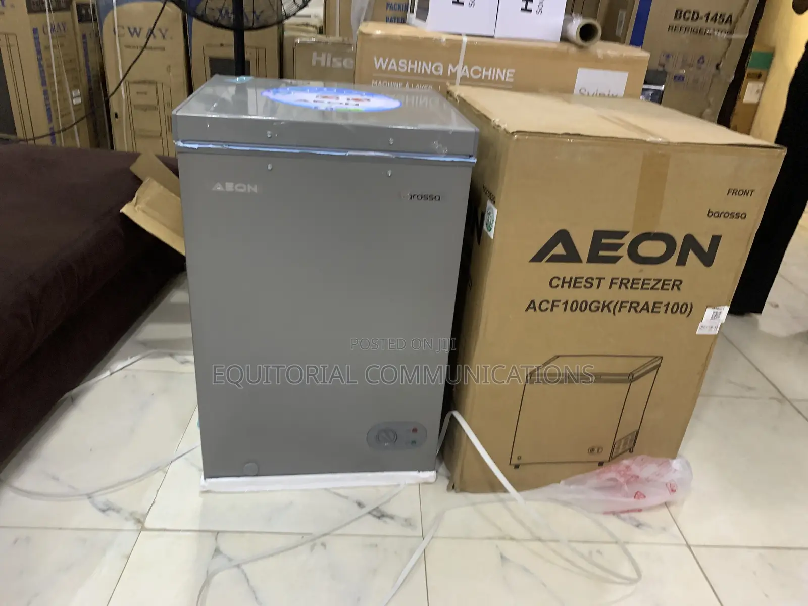 AEON 100L Chest Freezer With Convenient Wire Basket and Easy to Clean