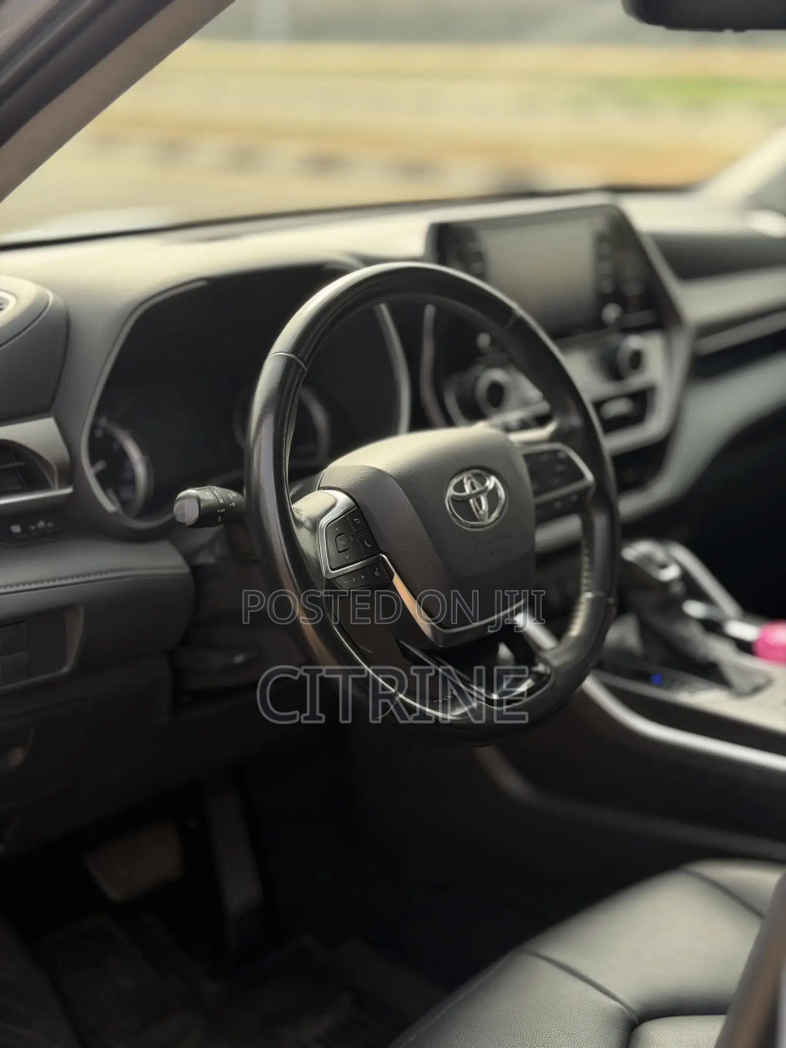 Toyota Highlander XLE AWD 2020 Blue