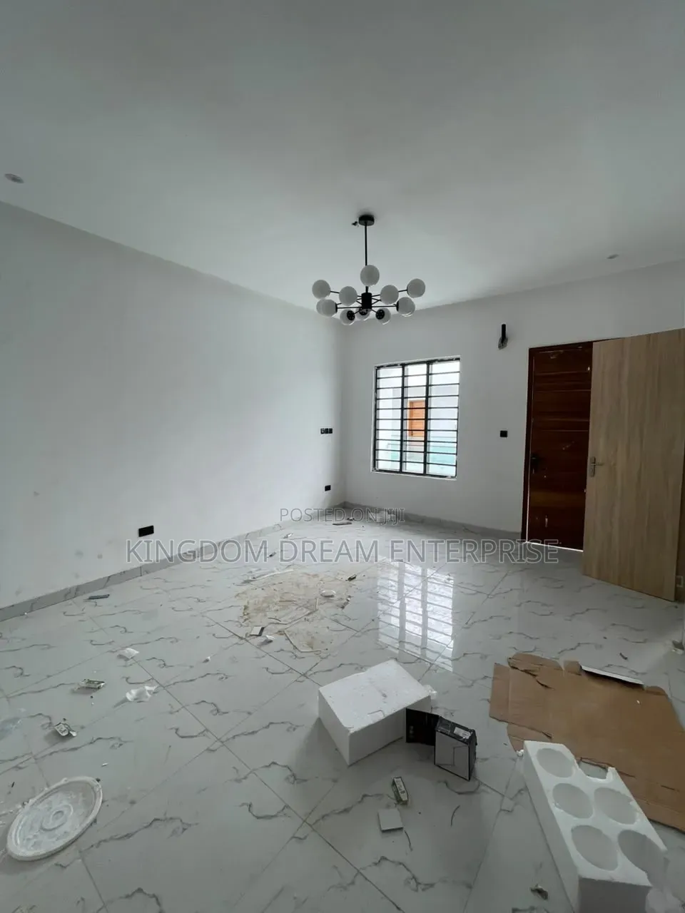 Mini Flat in Royal Pine Orchid for rent