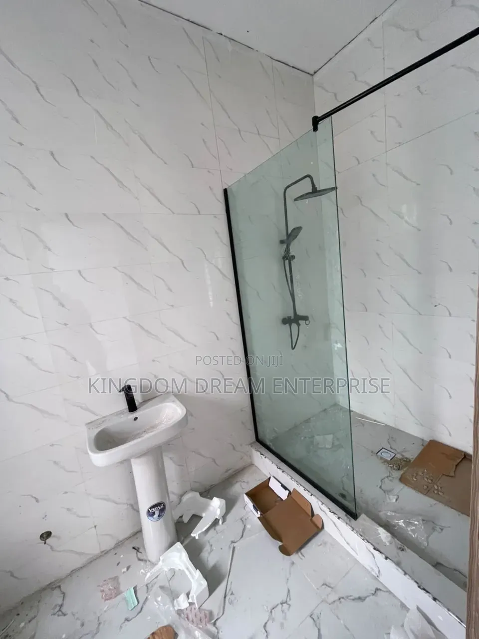 Mini Flat in Royal Pine Orchid for rent