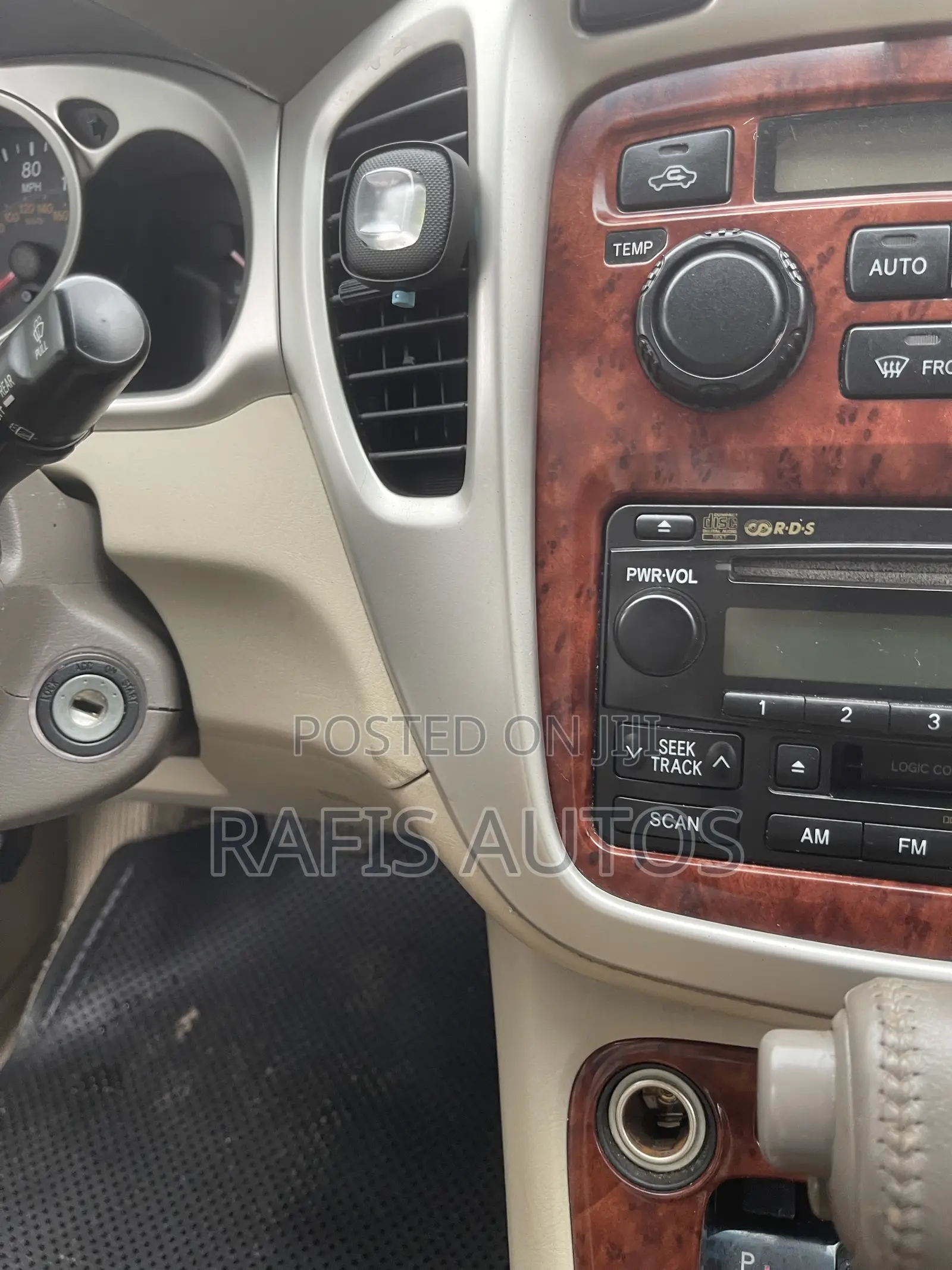 Toyota Highlander Limited V6 2005 Gold