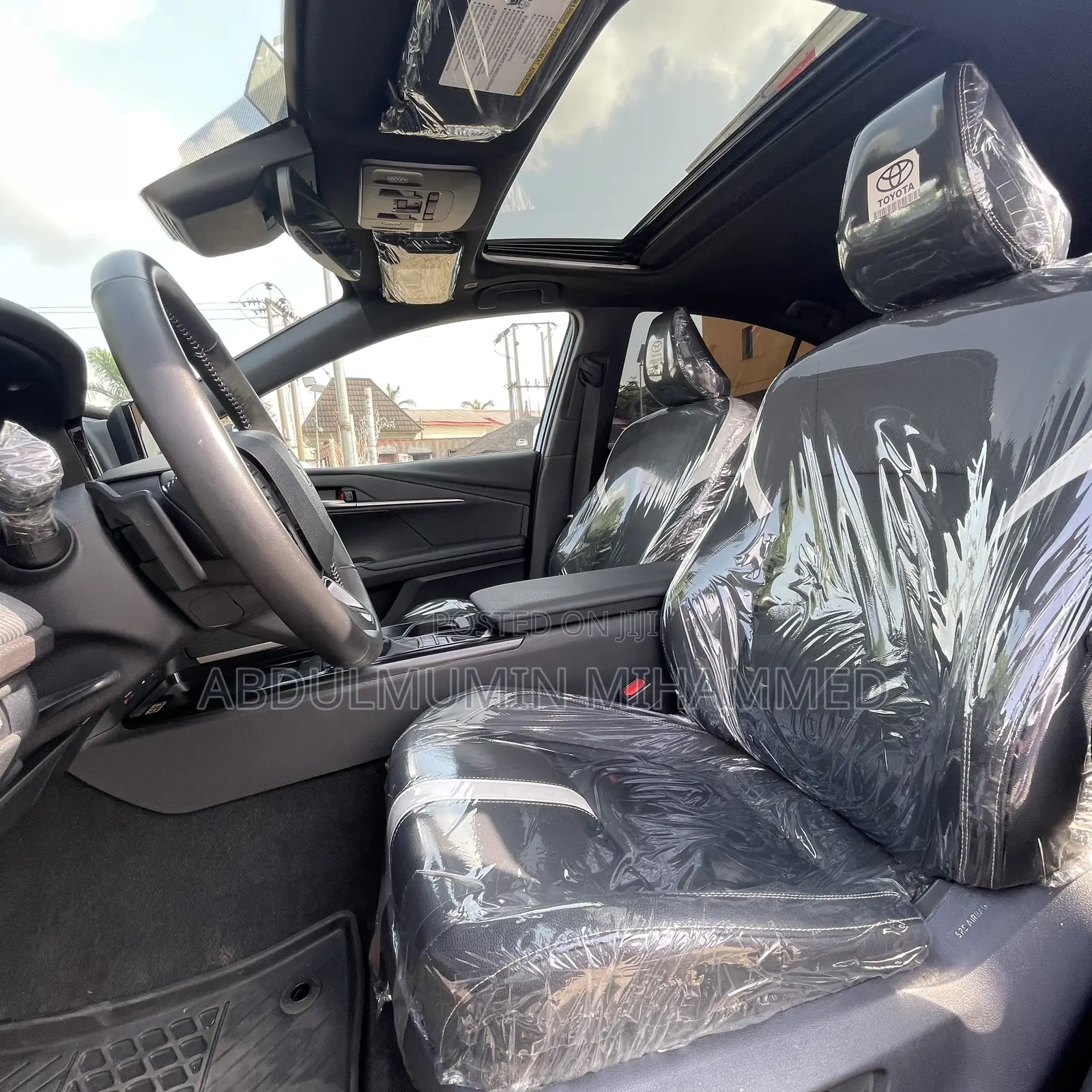 Toyota Camry SE 2025 Black