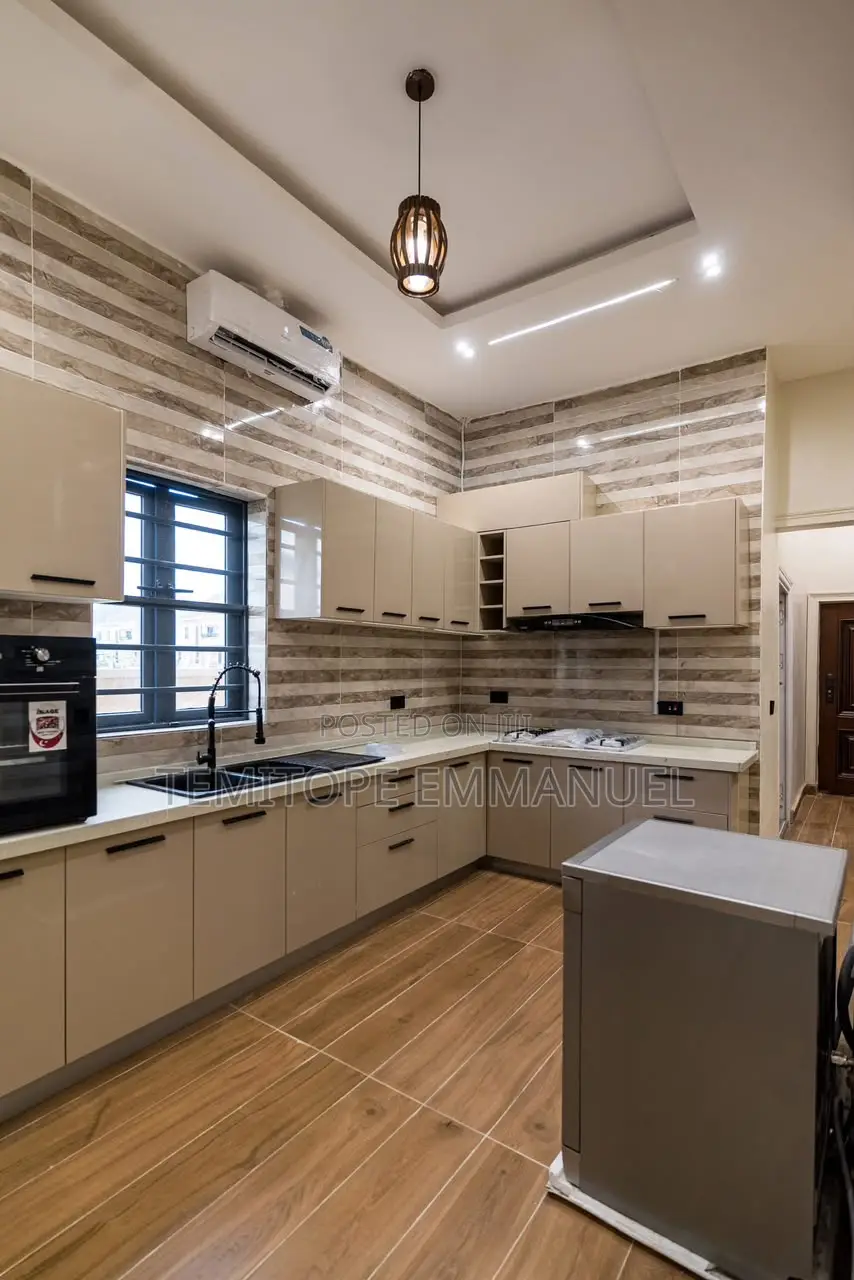 Furnished 4bdrm House in Ajah for rent