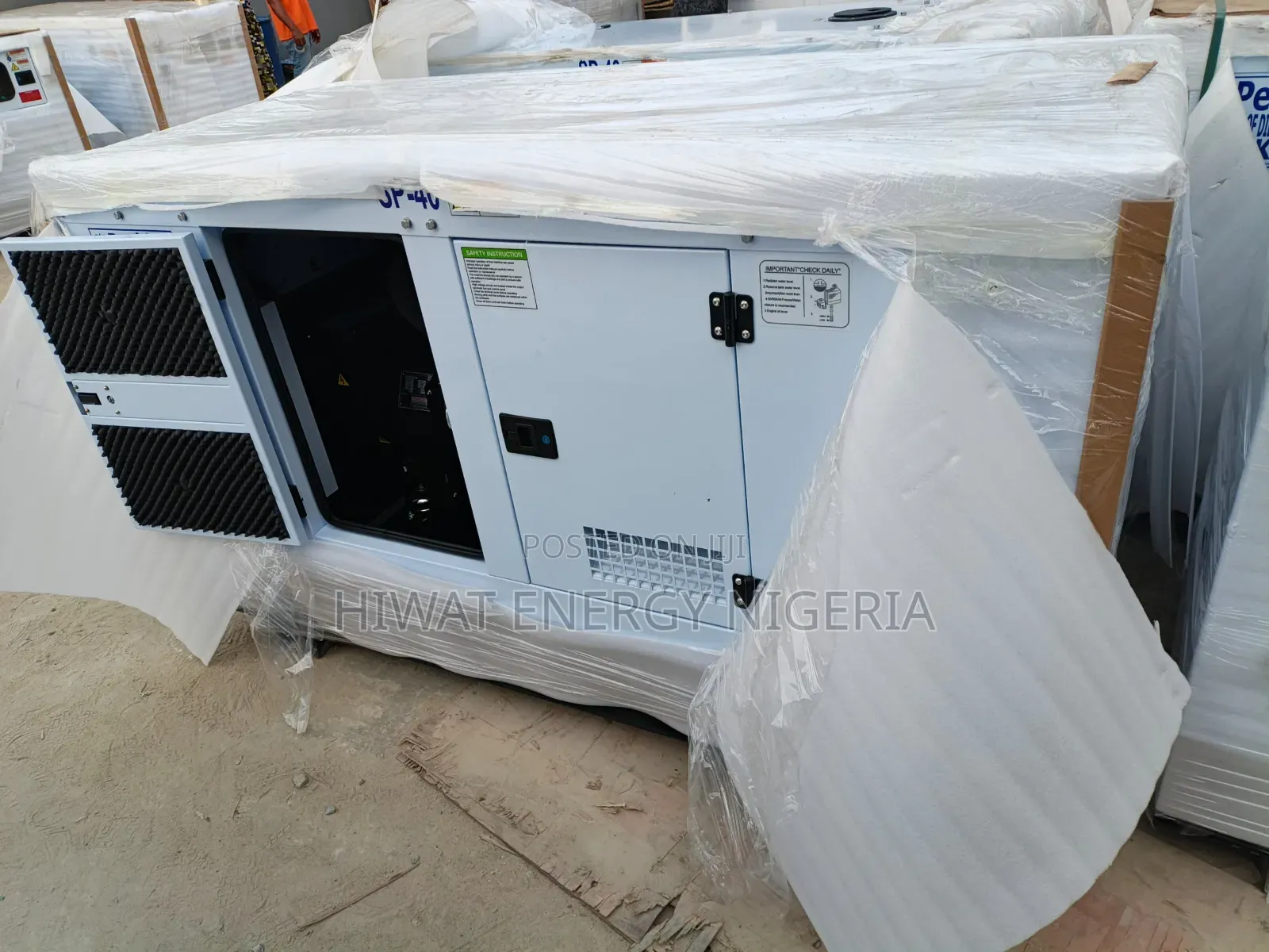 Super Active Soundproof Diesel Generator -40kva