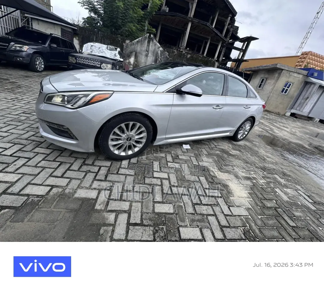 Hyundai Sonata Limited w/Brown Leather PZEV 4dr Sedan (2.4L 4cyl 6A)