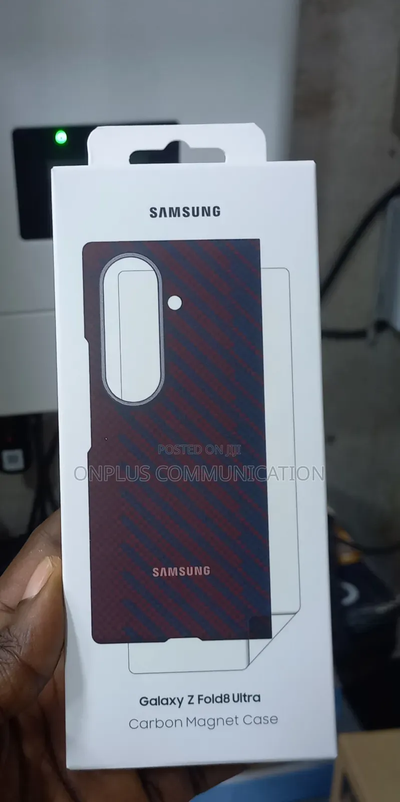 Samsung Galaxy Z Fold 8 Ultra Carbon Magnet Case