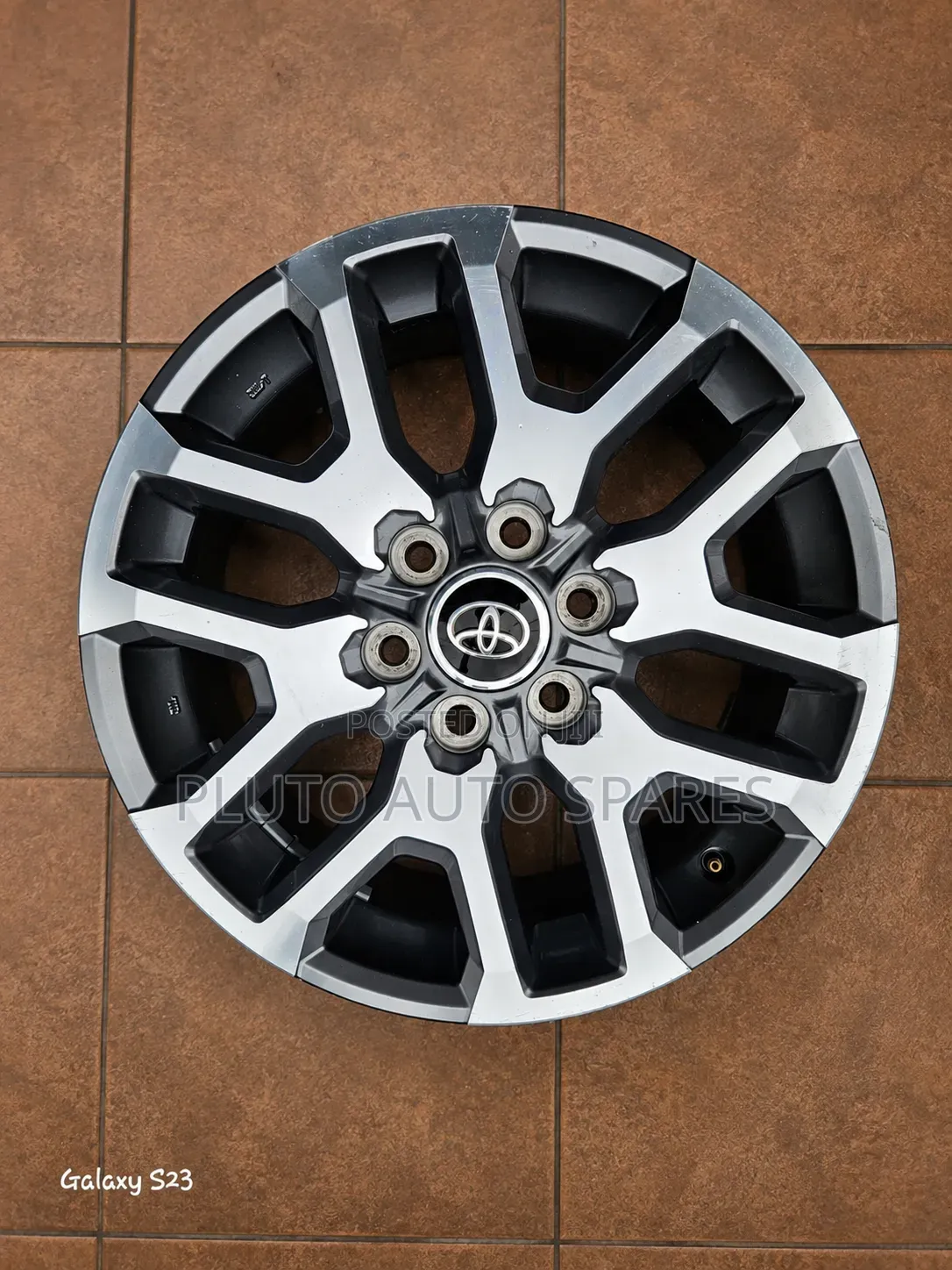 Certified Toyota Tundra, Tacoma Land Cruiser 20" Alloy Rims