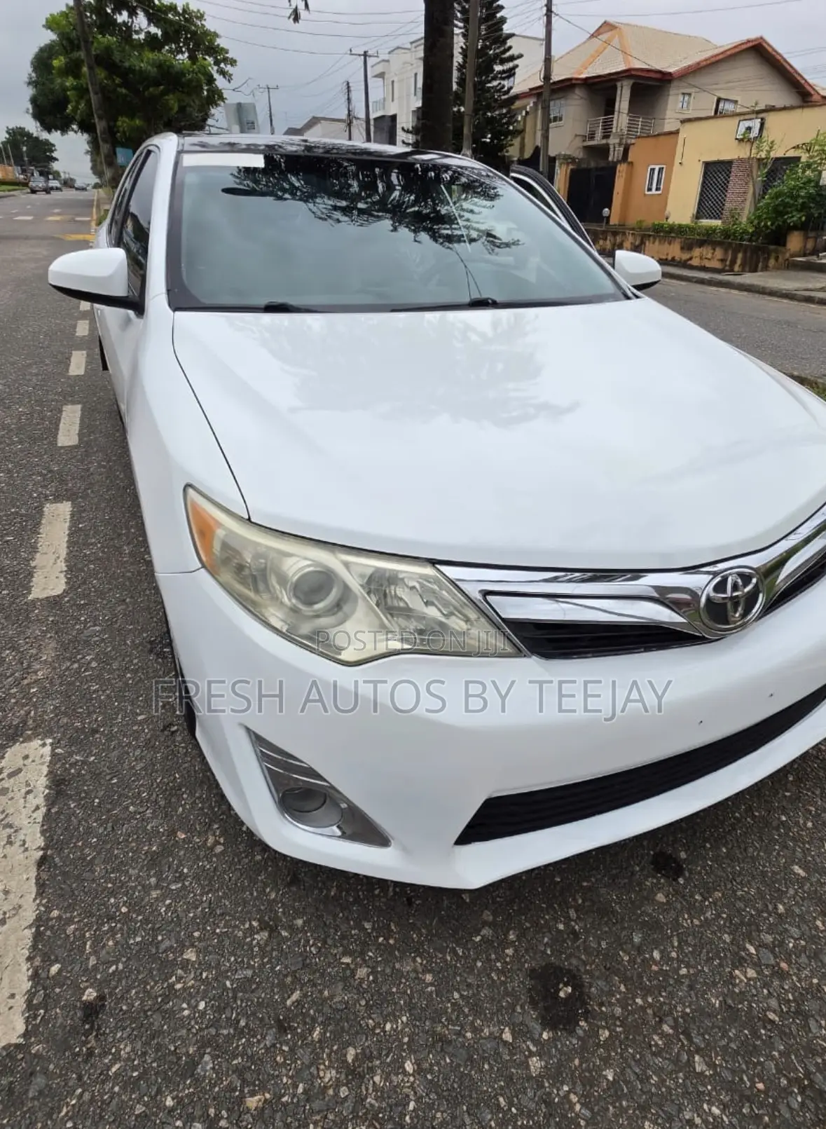 Toyota Camry XLE 4dr Sedan (2.5L 4cyl 6A) 2014 White