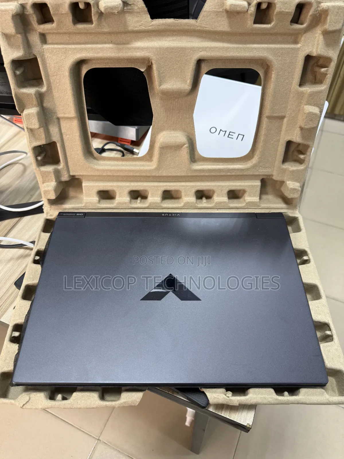 Laptop HP Victus 15 16GB AMD Ryzen 7 SSD 1T
