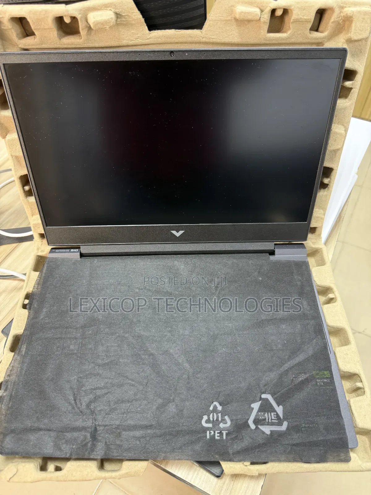 Laptop HP Victus 15 16GB AMD Ryzen 7 SSD 1T