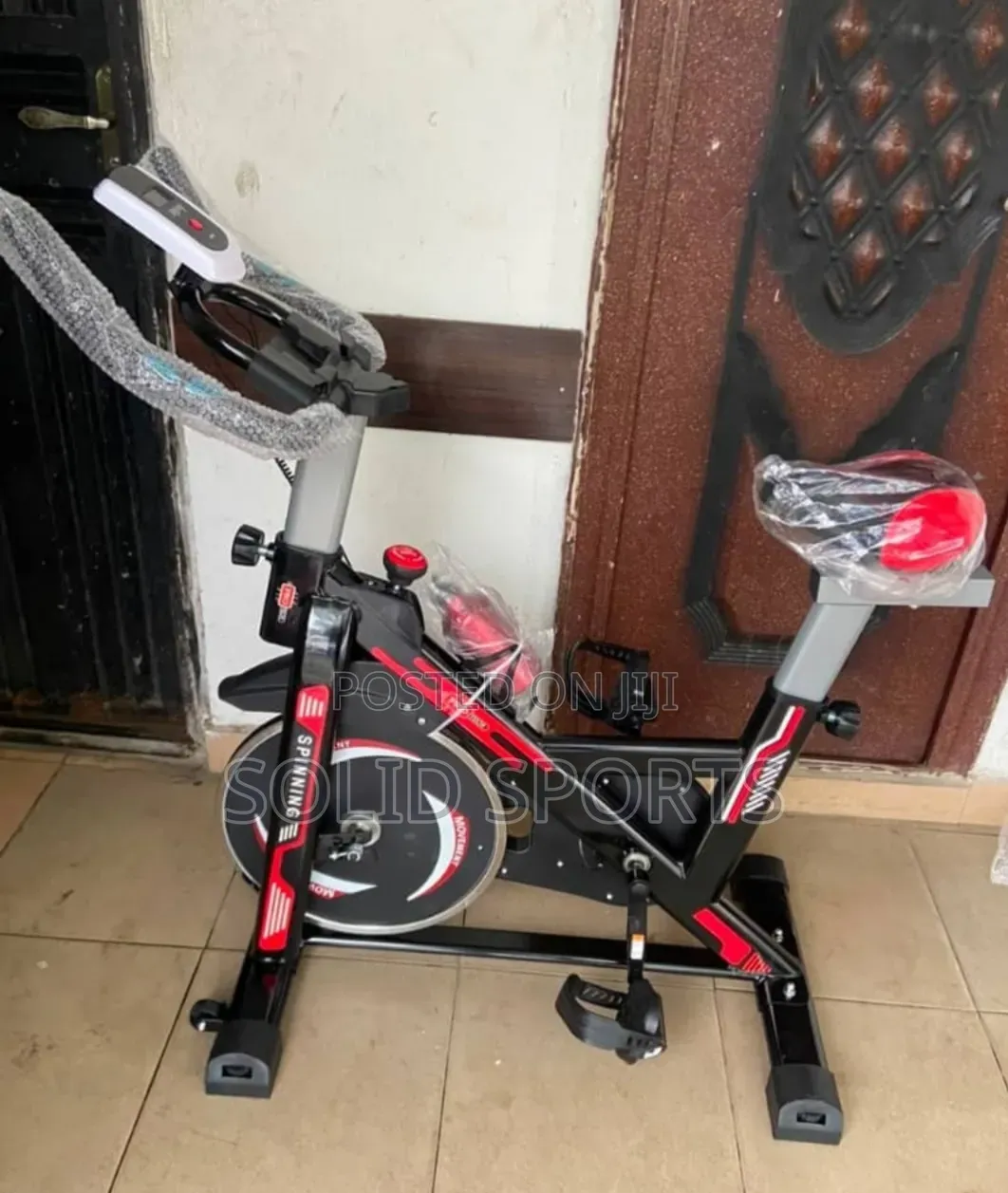 Exercise Bike With Free Gift of Skipping Lope Payment on Delivery