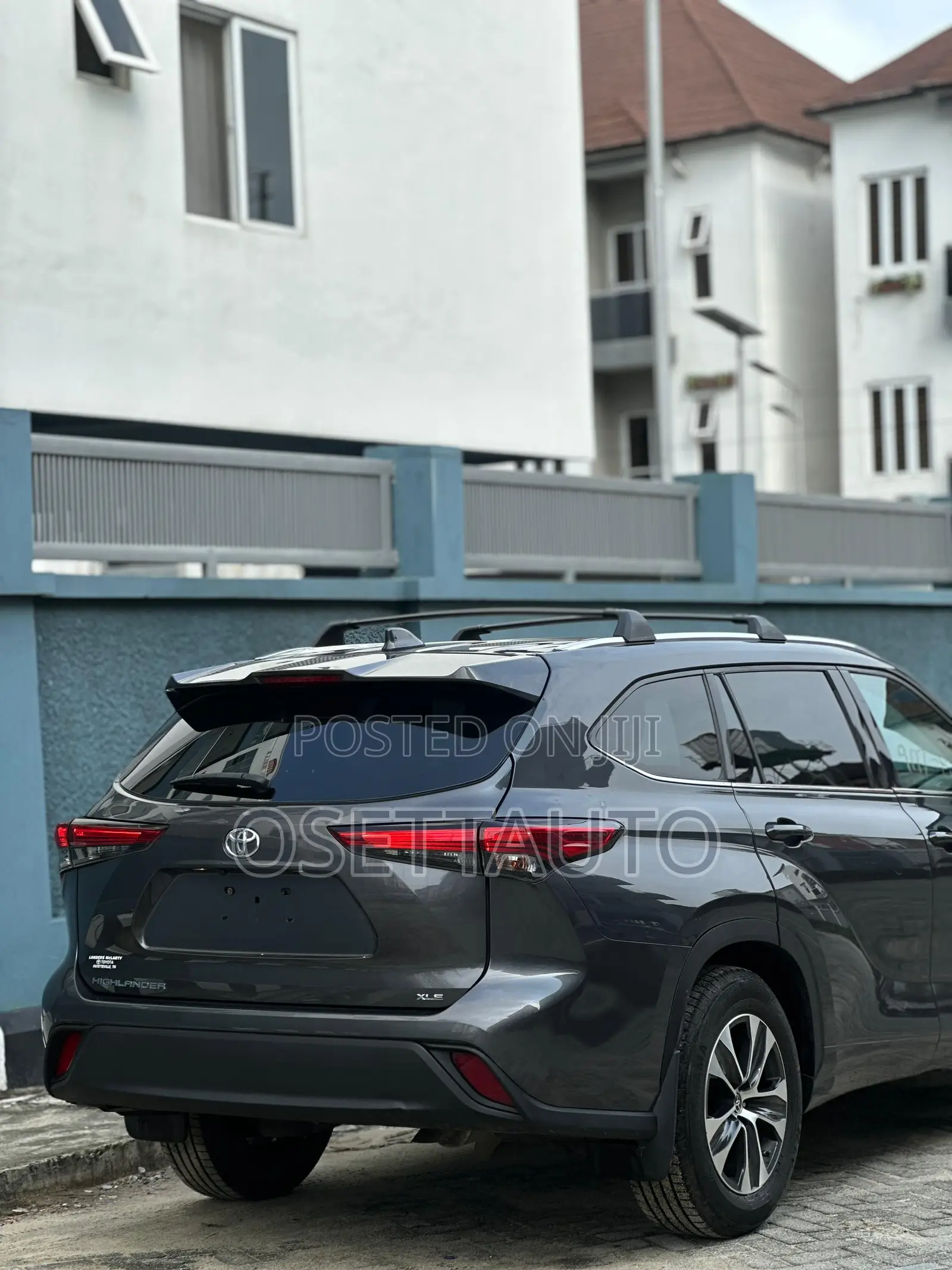 Toyota Highlander XLE AWD 2020 Gray
