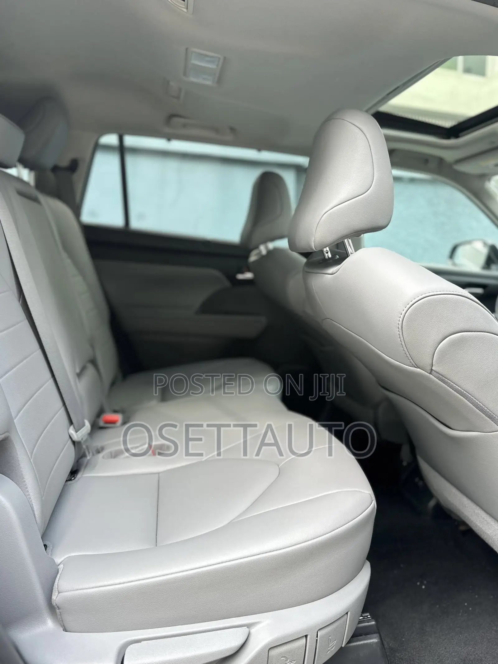 Toyota Highlander XLE AWD 2020 Gray
