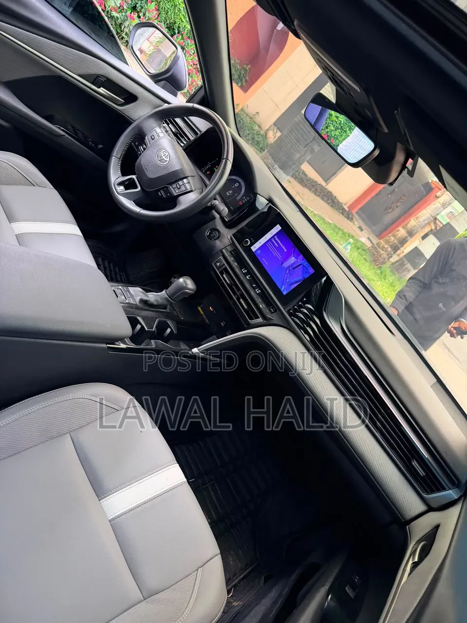 Toyota Camry 2025