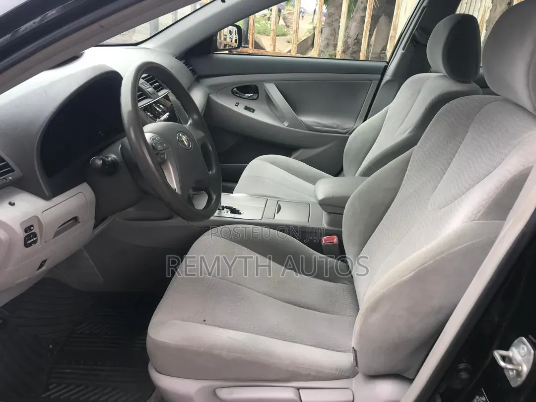 Toyota Camry 2010 Black