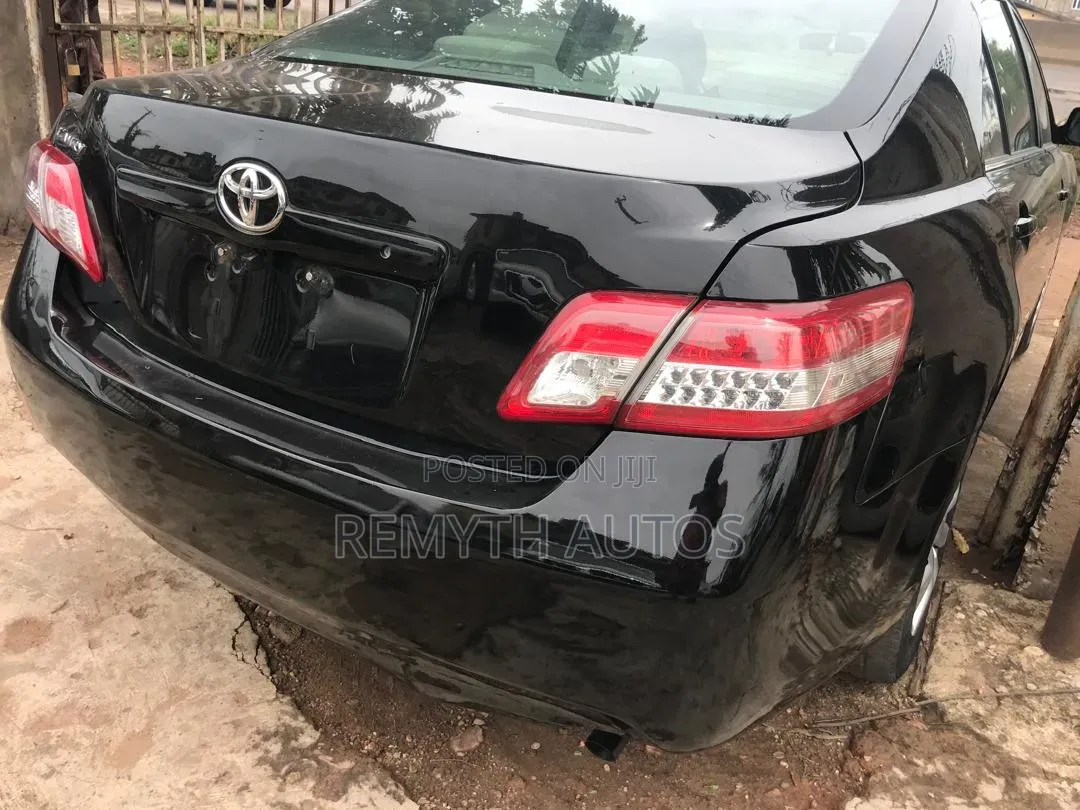 Toyota Camry 2010 Black