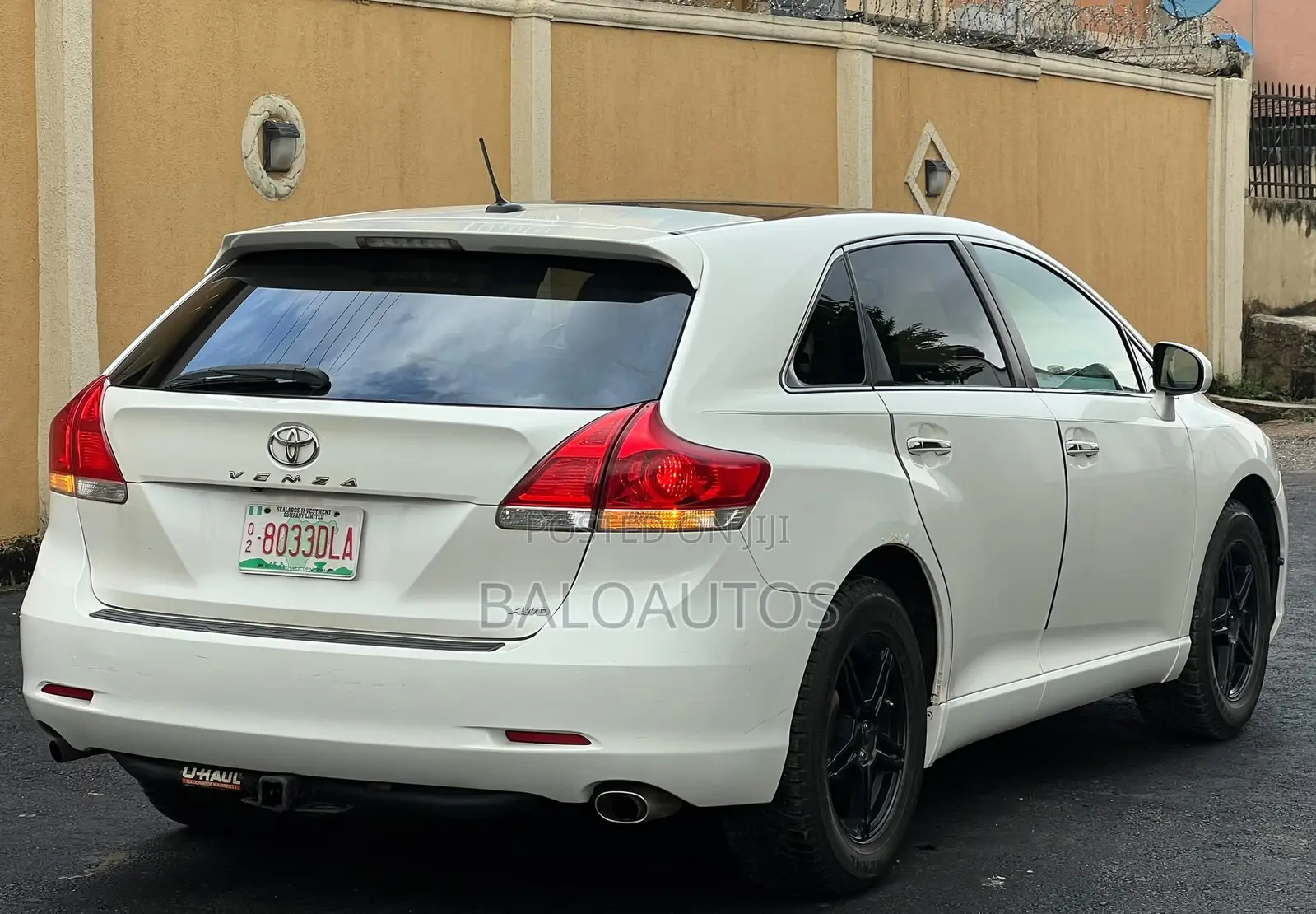 Toyota Venza V6 AWD 2011 White