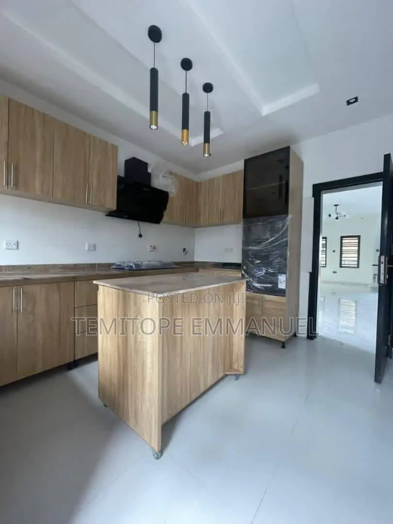 Furnished 4bdrm Duplex in Ipaja for sale
