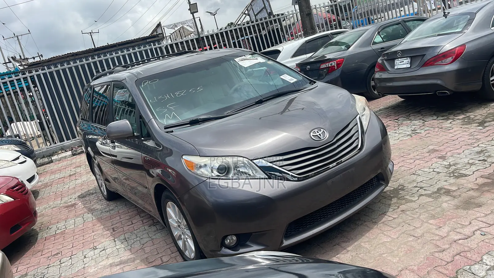 Toyota Sienna 2012 Gray