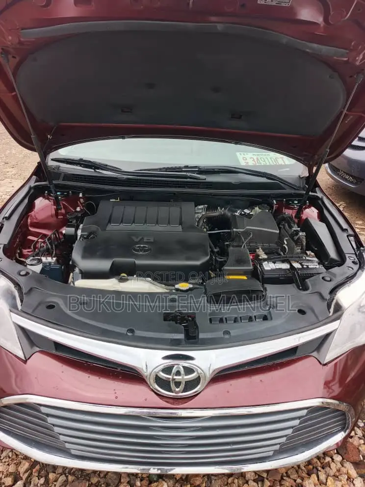 Toyota Avalon XLE 4dr Sedan (3.5L 6cyl 6A) 2015 Red
