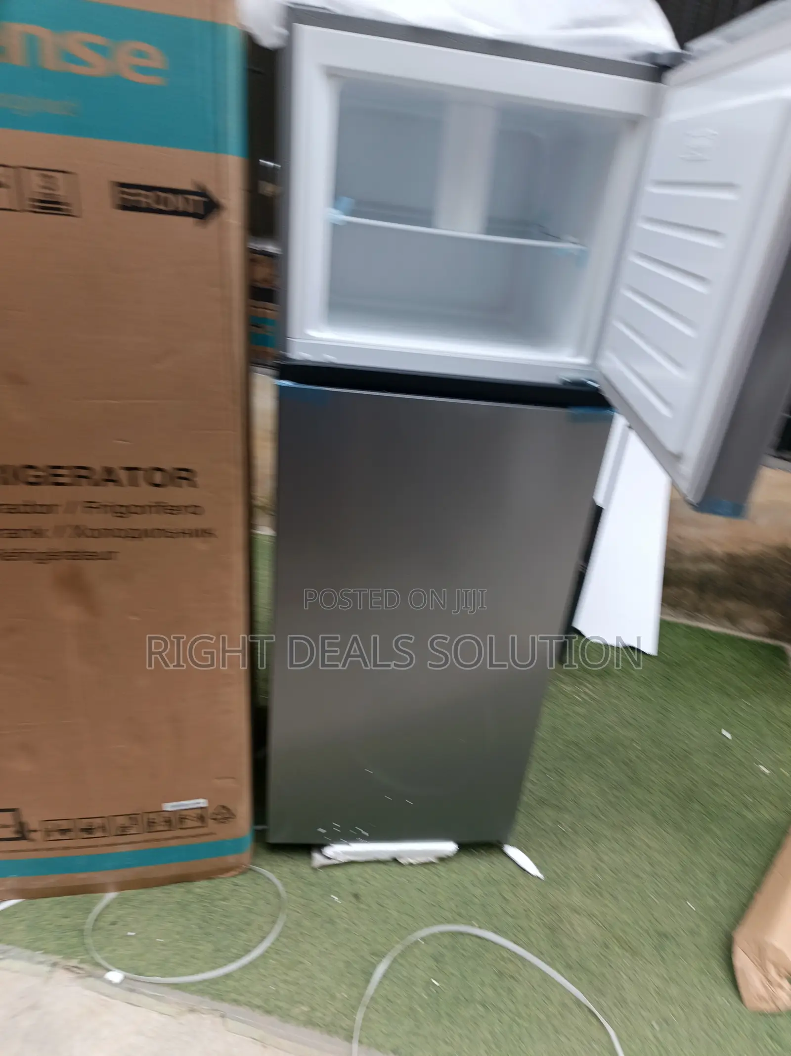 Hisense 306L No Frost Refrigerator