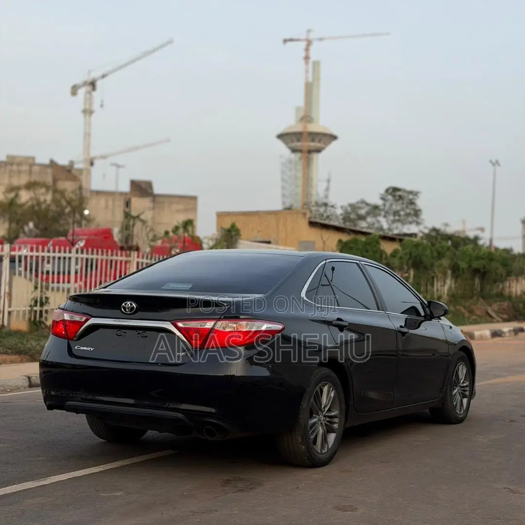 Toyota Camry SE 4dr Sedan (2.5L 4cyl 6A) 2015 Black