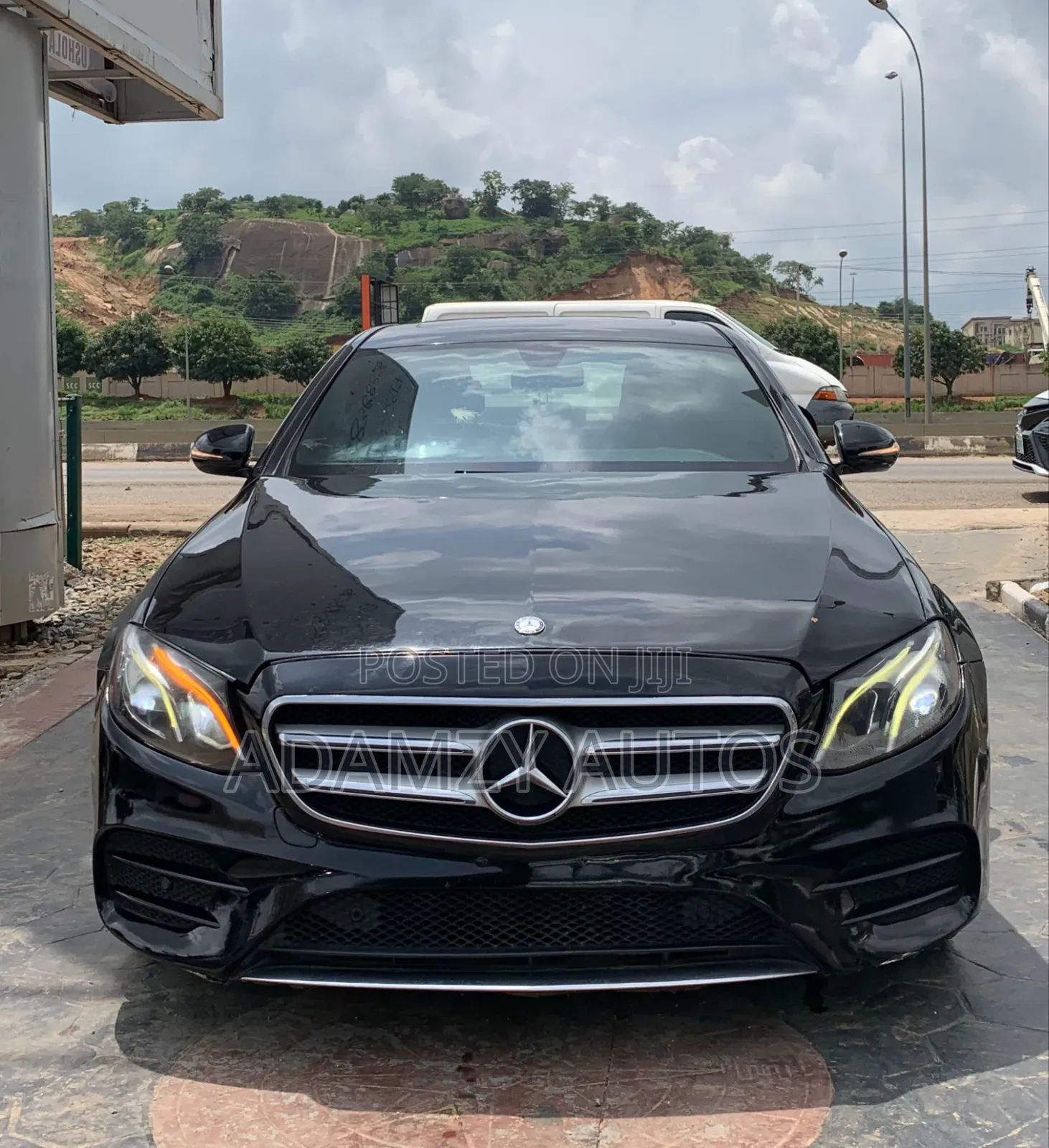 Mercedes-Benz E300 2017 Black