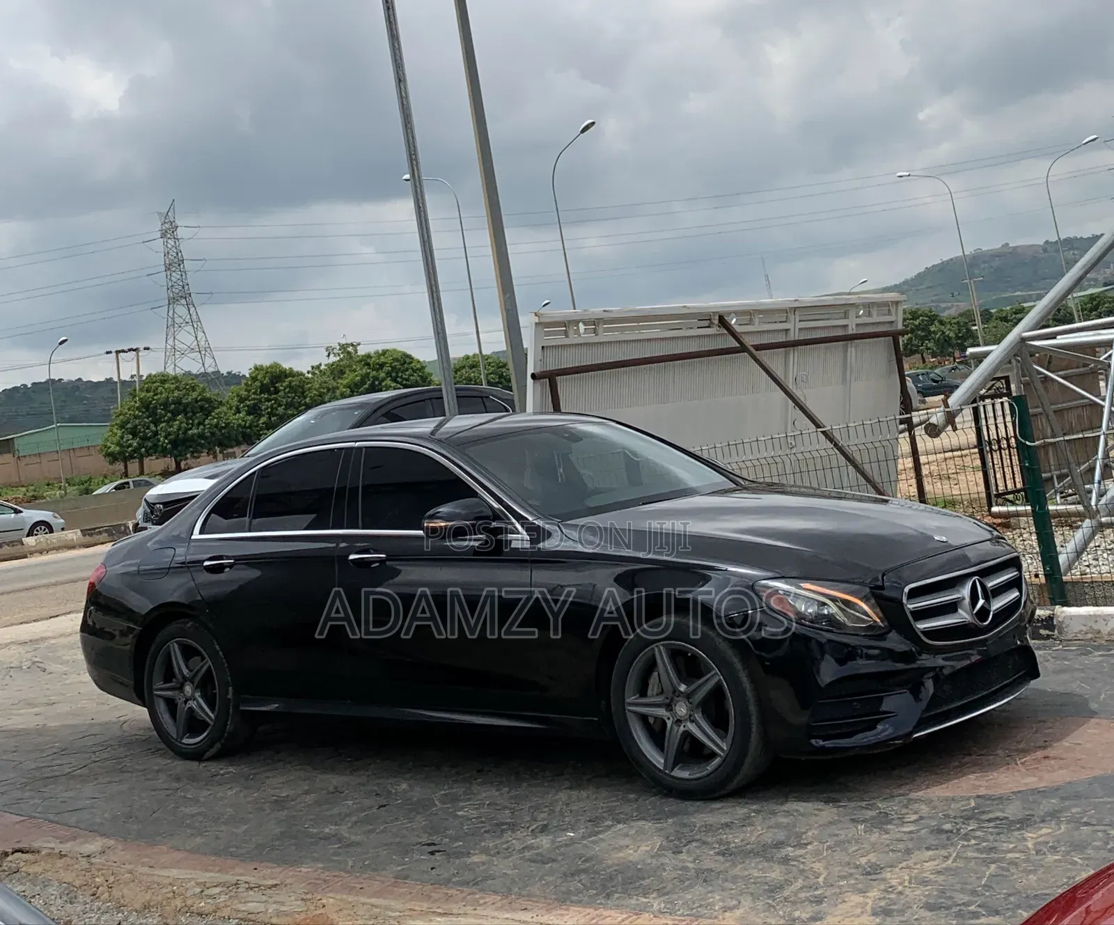 Mercedes-Benz E300 2017 Black