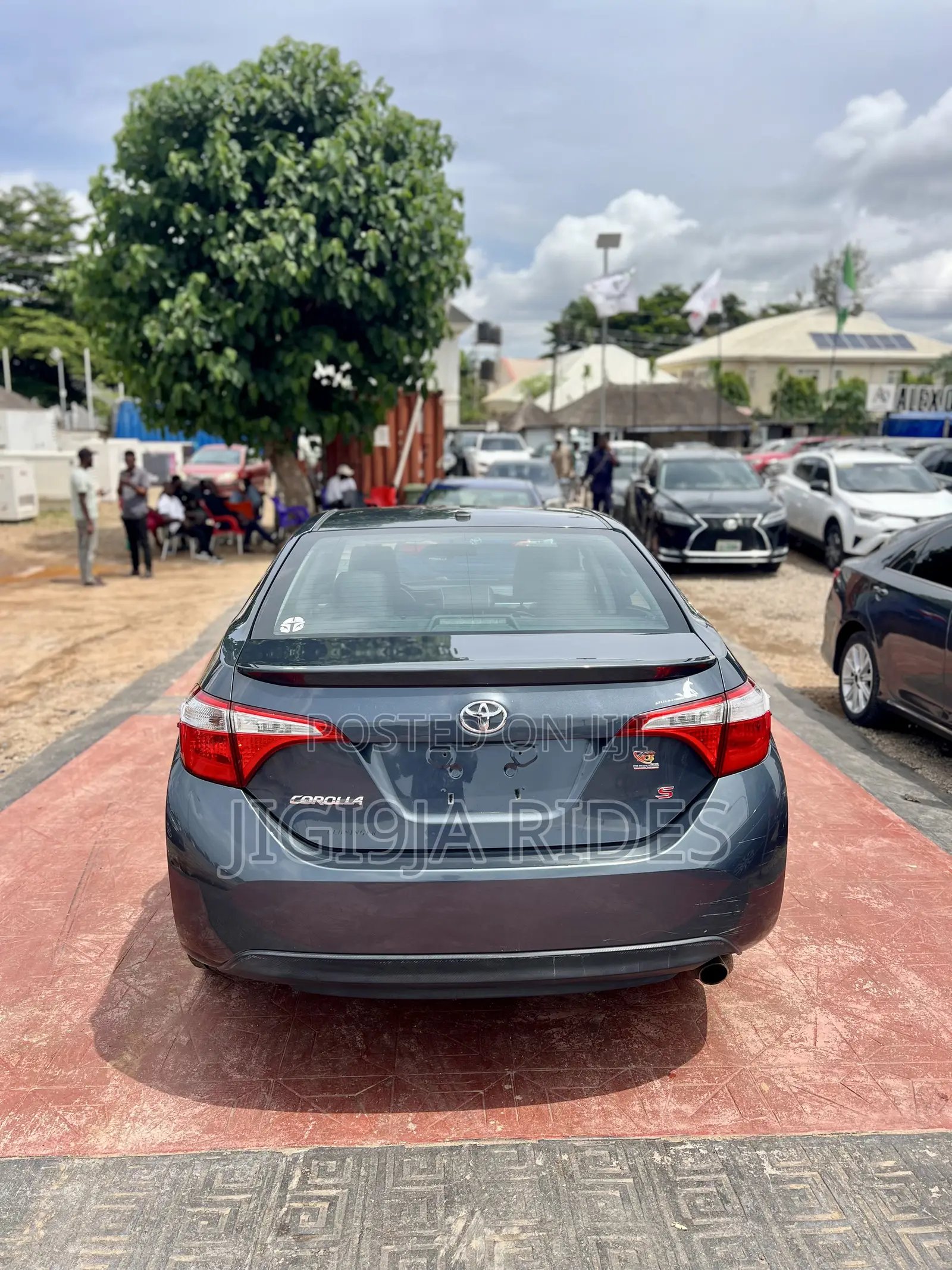 Toyota Corolla 2016 Gray