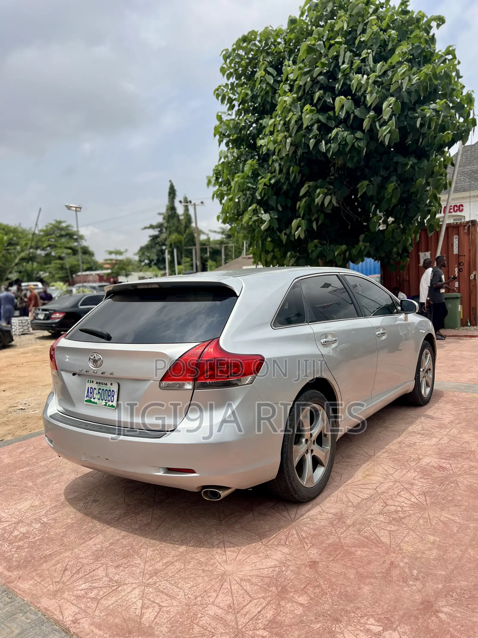Toyota Venza 2010 Silver