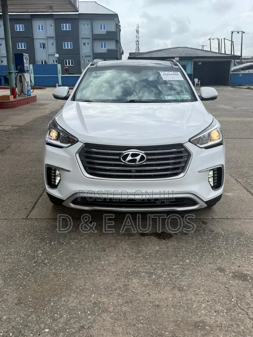 Hyundai Santa Fe Limited Ultimate AWD 2018 White