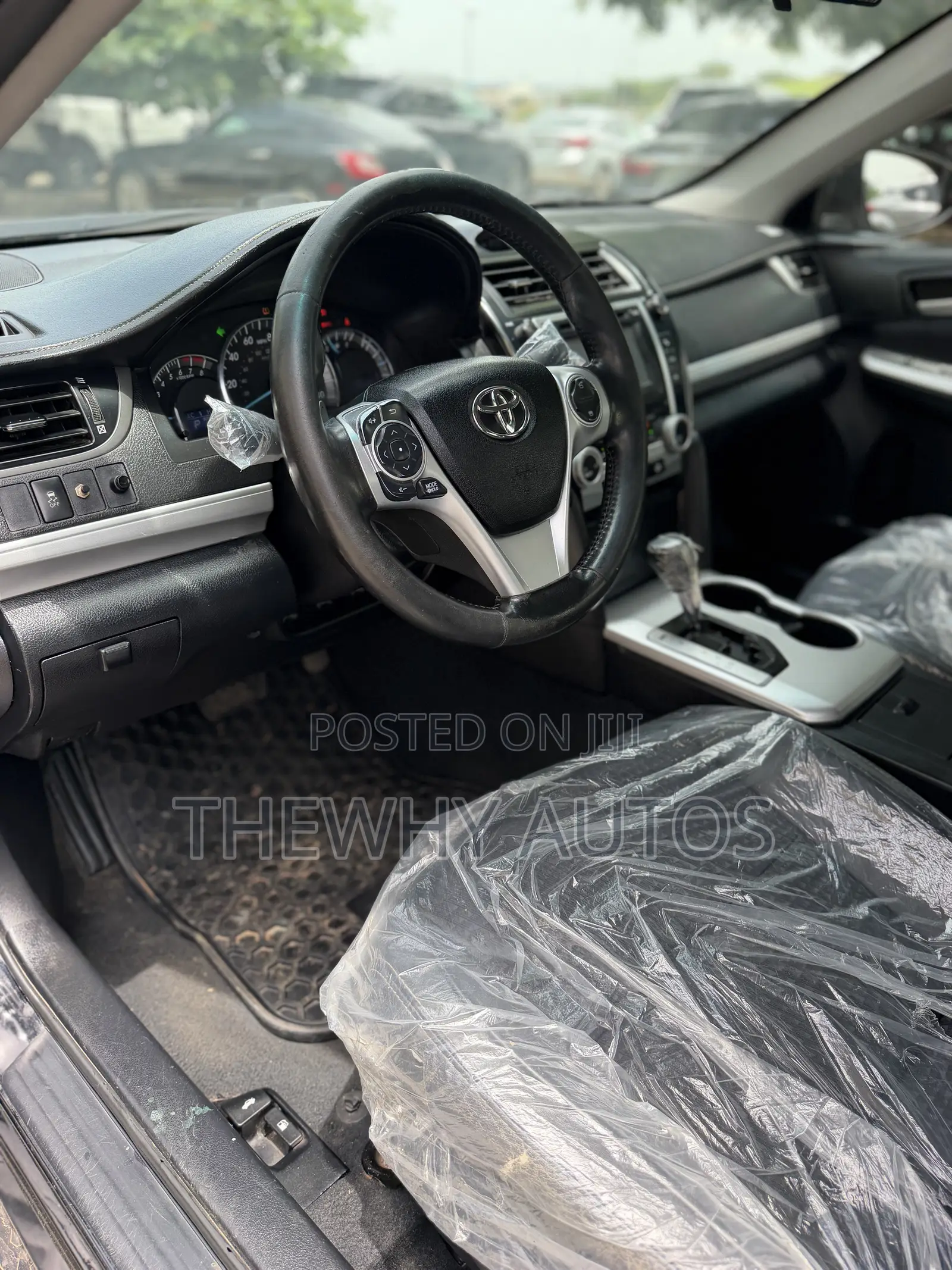 Toyota Camry SE 4dr Sedan (2.5L 4cyl 6A) 2013 Black