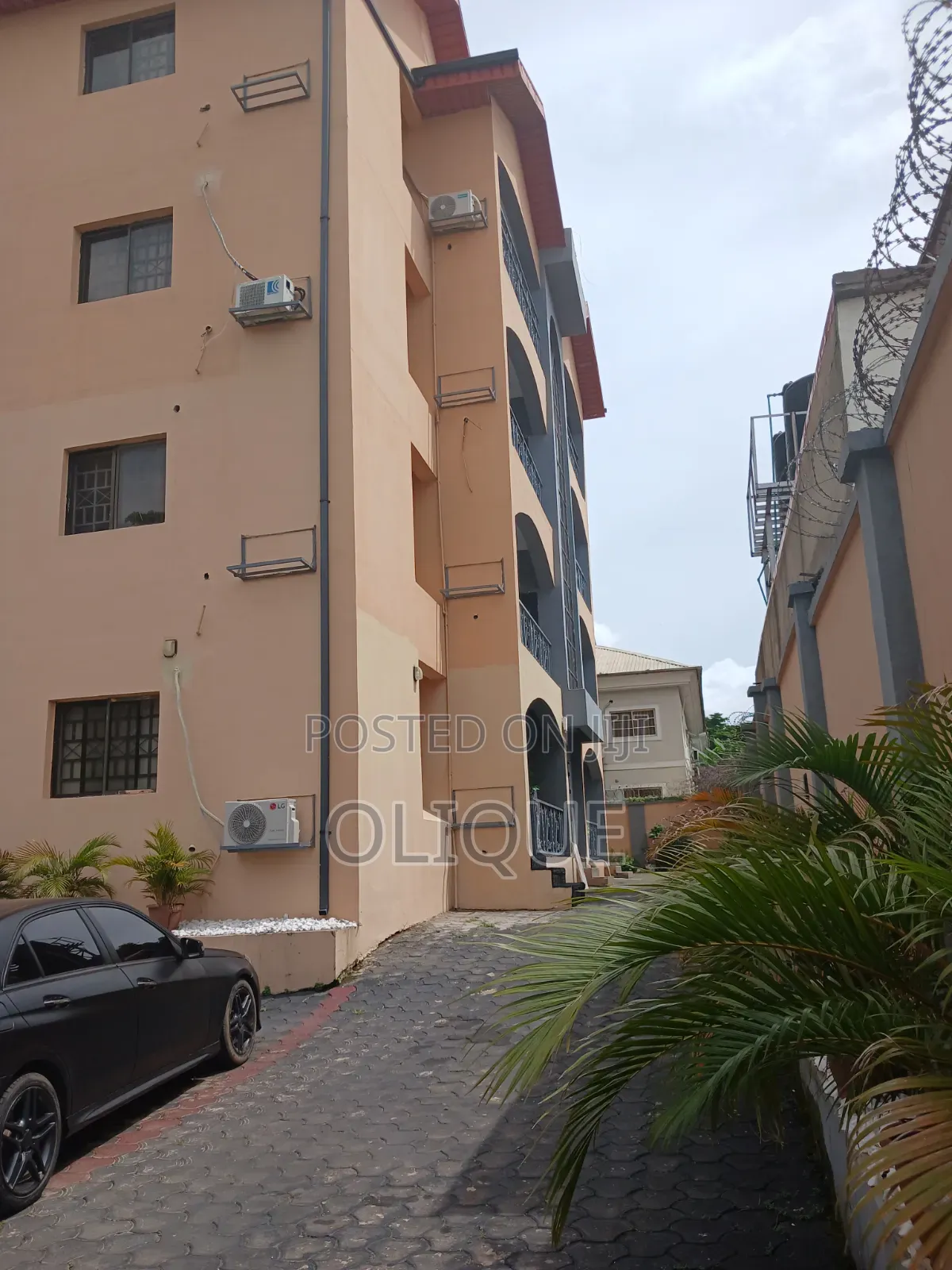 2bdrm Block of Flats in Wuse 2 for rent