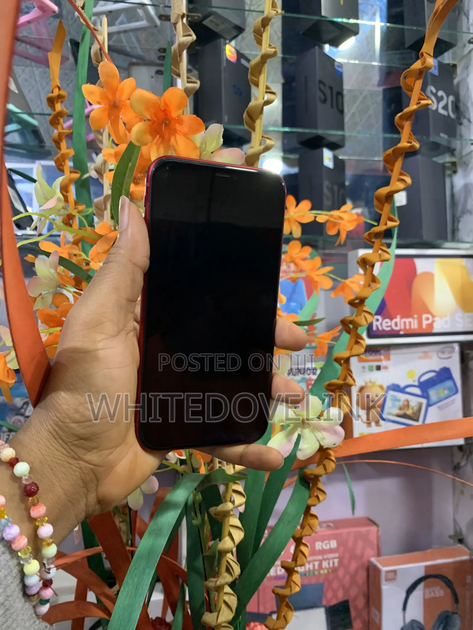Apple iPhone 11 128 GB Red