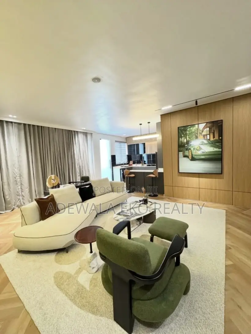 2 Bedroom Shortlet, Lekki Phase 1- Alexa-Powered | PS5 | Smart Home