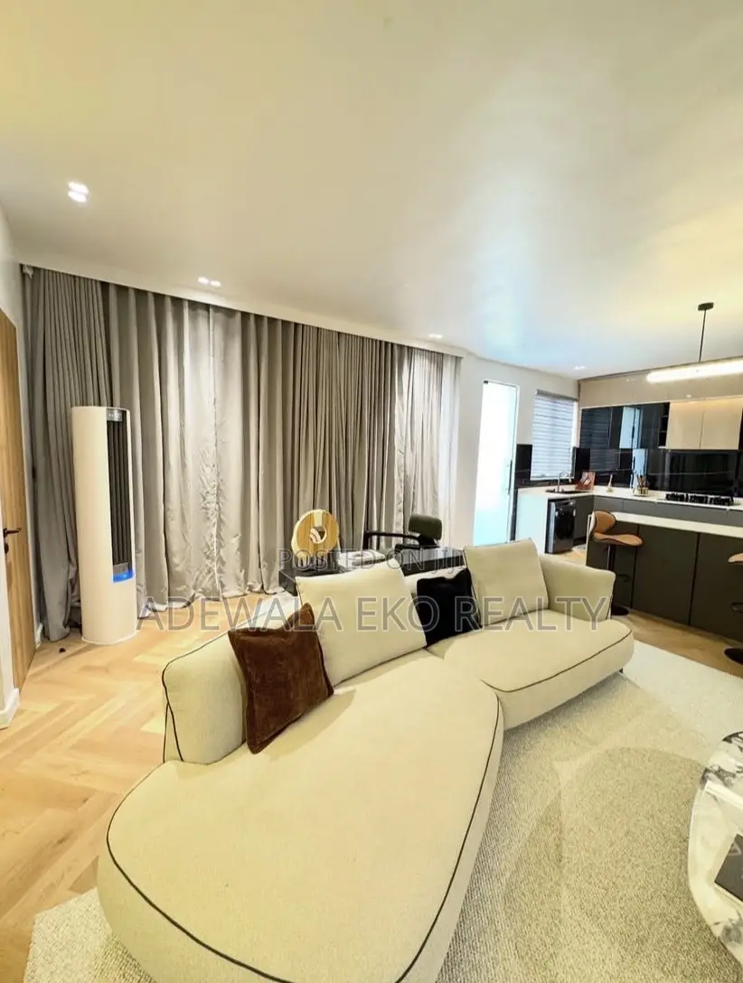 2 Bedroom Shortlet, Lekki Phase 1- Alexa-Powered | PS5 | Smart Home