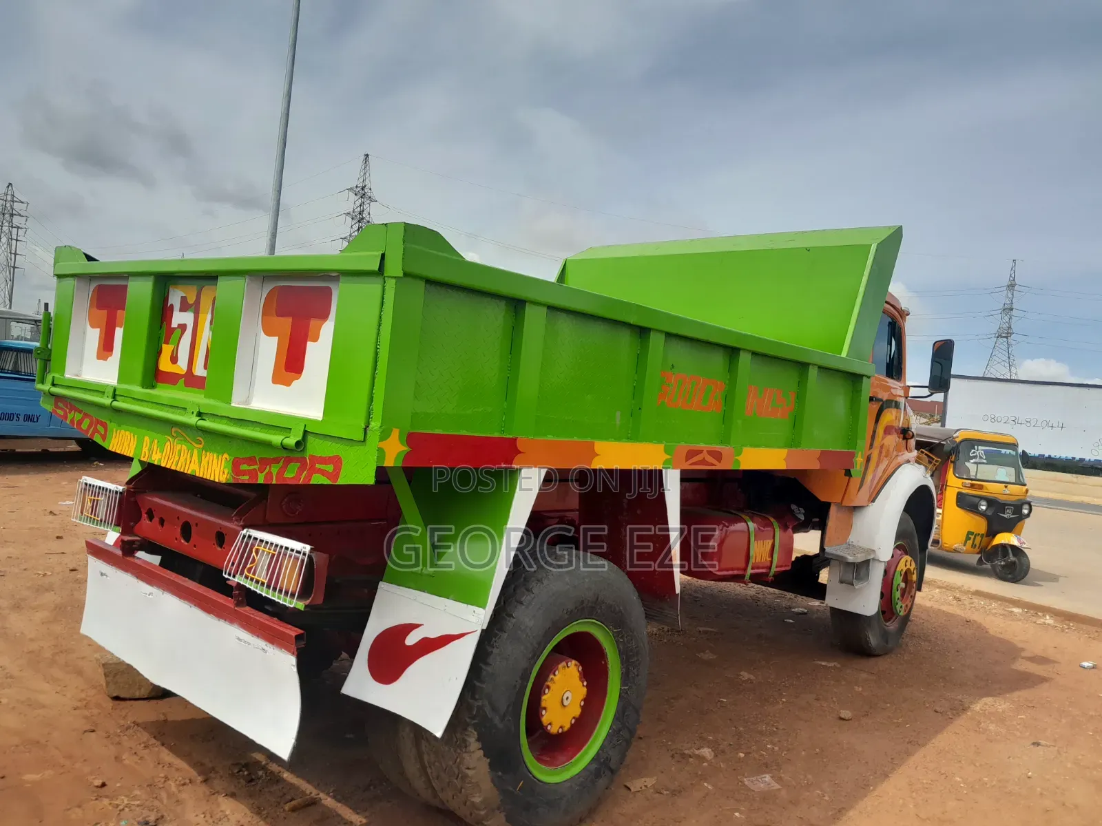 Mercedes 911 Truck