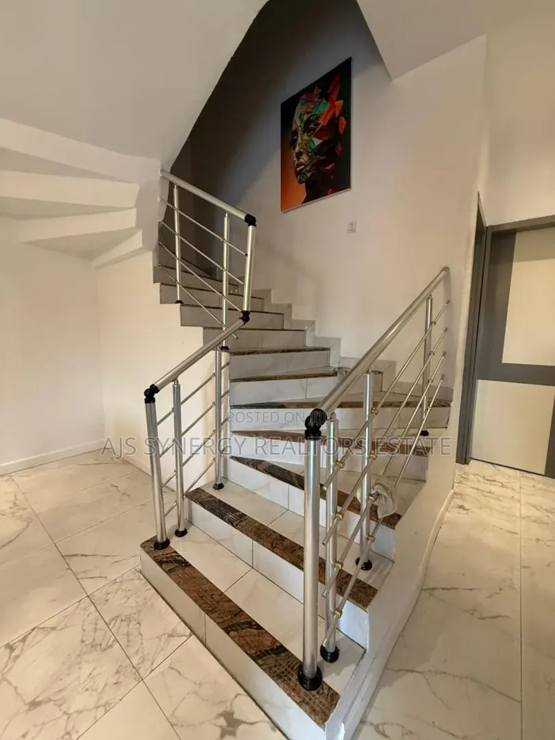 Furnished 4bdrm Duplex in Ikota for rent