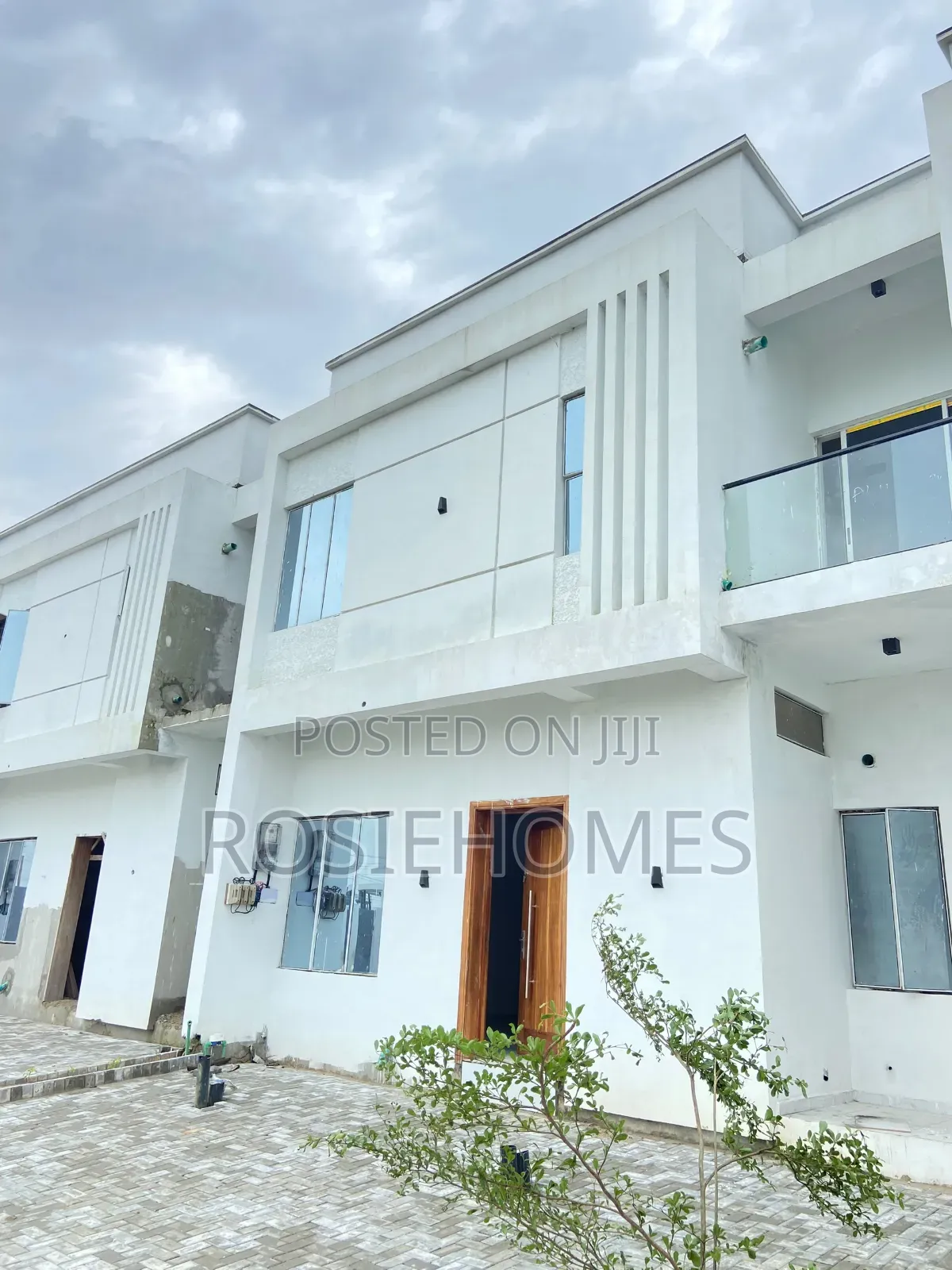 3bdrm Duplex in Angel Blue Estate, Ogombo for sale