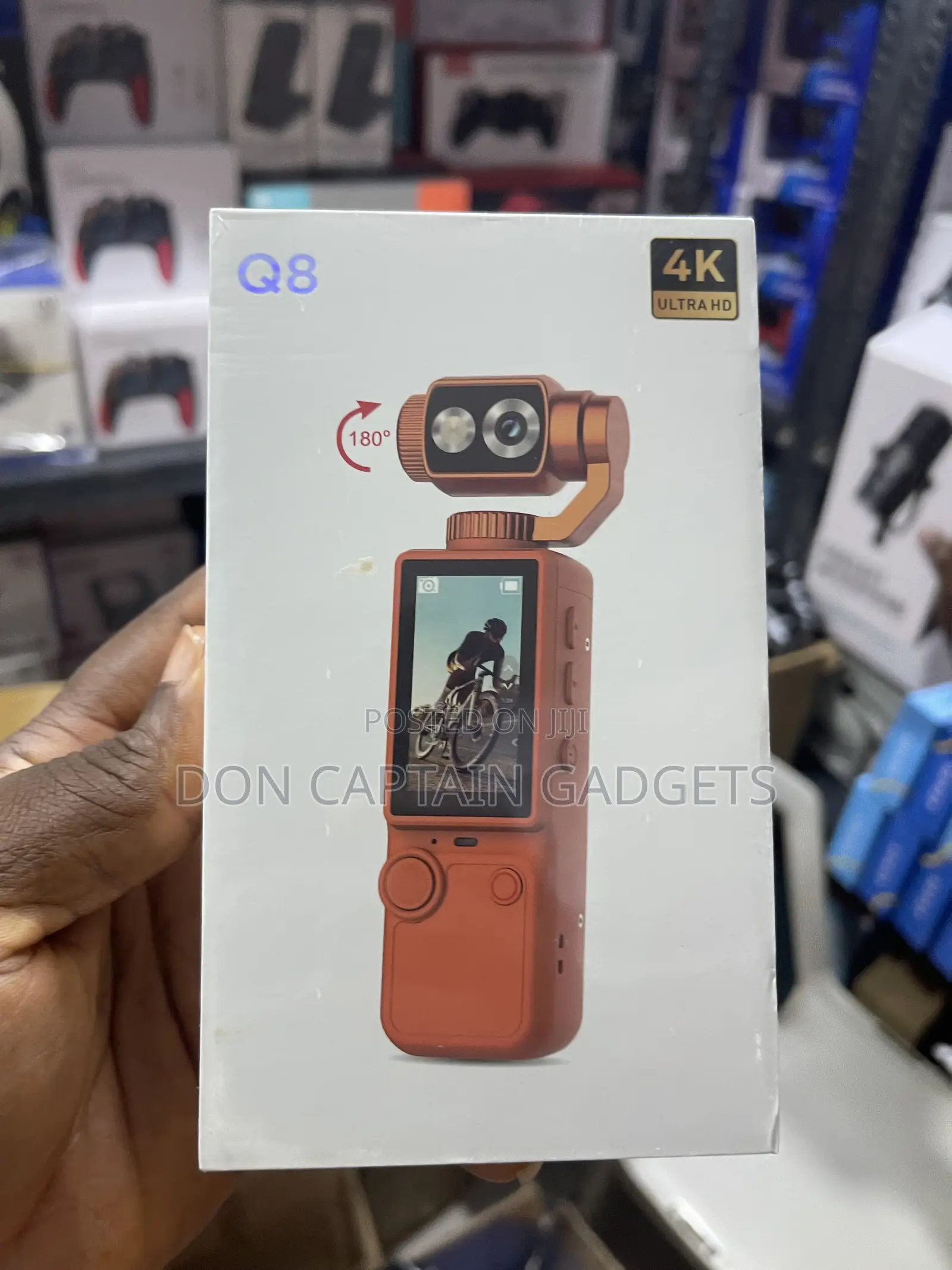 Zoom Q8 Handy Video Camera ( With LED Screen )