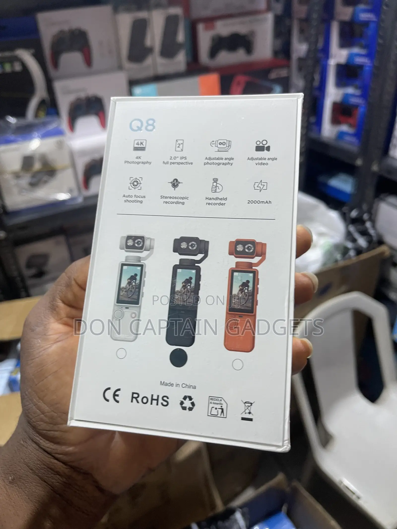 Zoom Q8 Handy Video Camera ( With LED Screen )