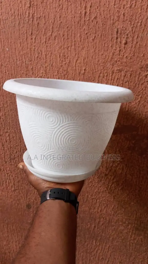 White Flower Pots With Under
