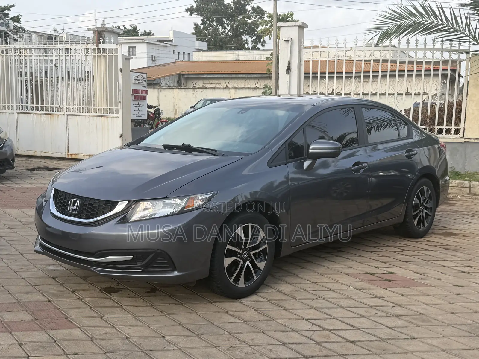 Honda Civic EX-L 4dr Sedan (1.8L 4cyl CVT) 2014 Gray