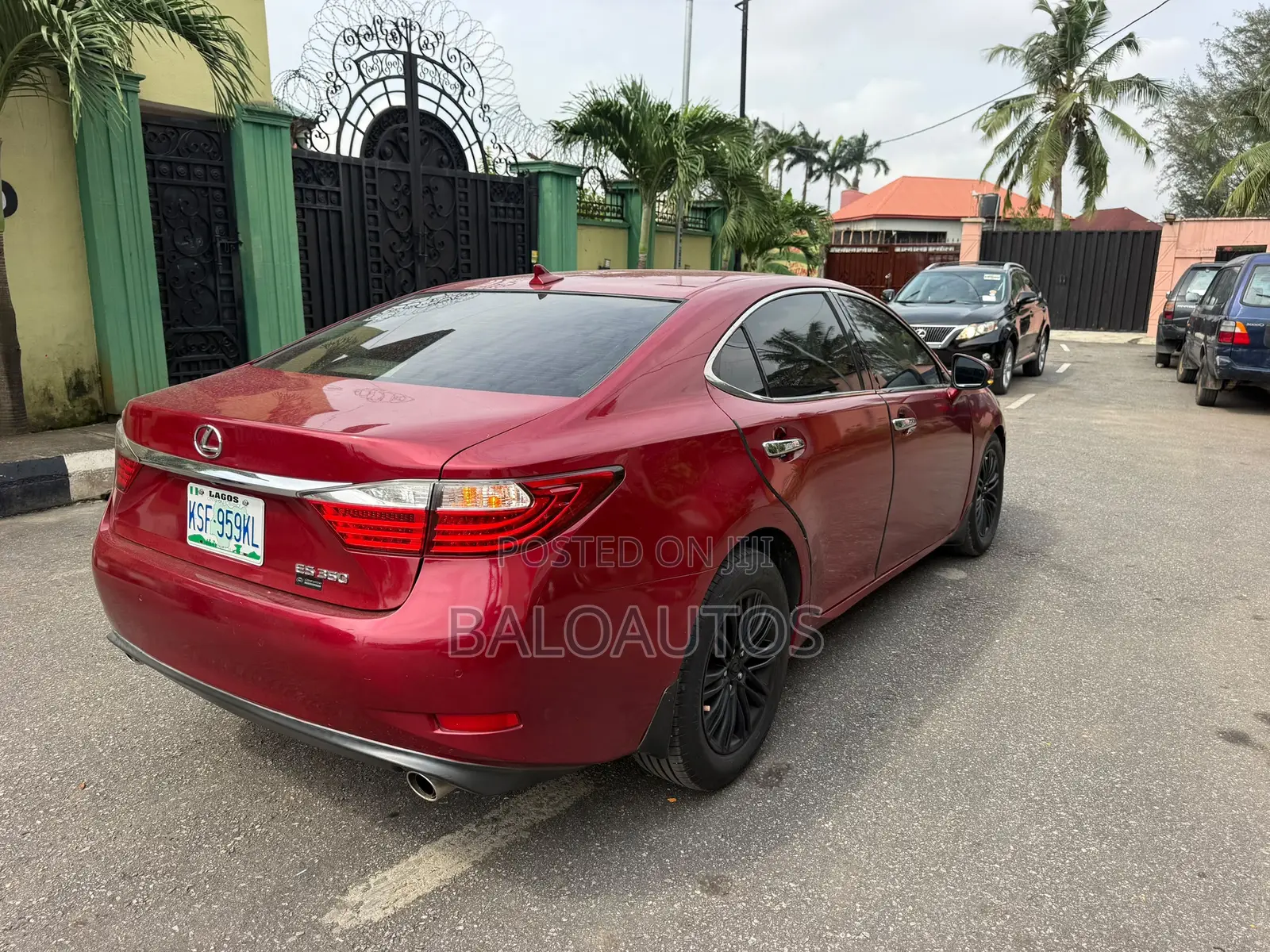 Lexus ES 350 FWD 2014 Red