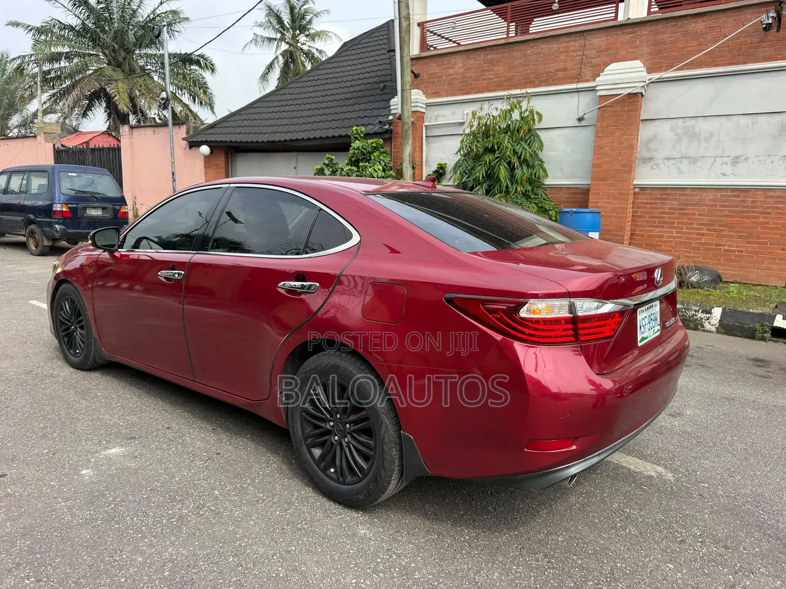 Lexus ES 350 FWD 2014 Red