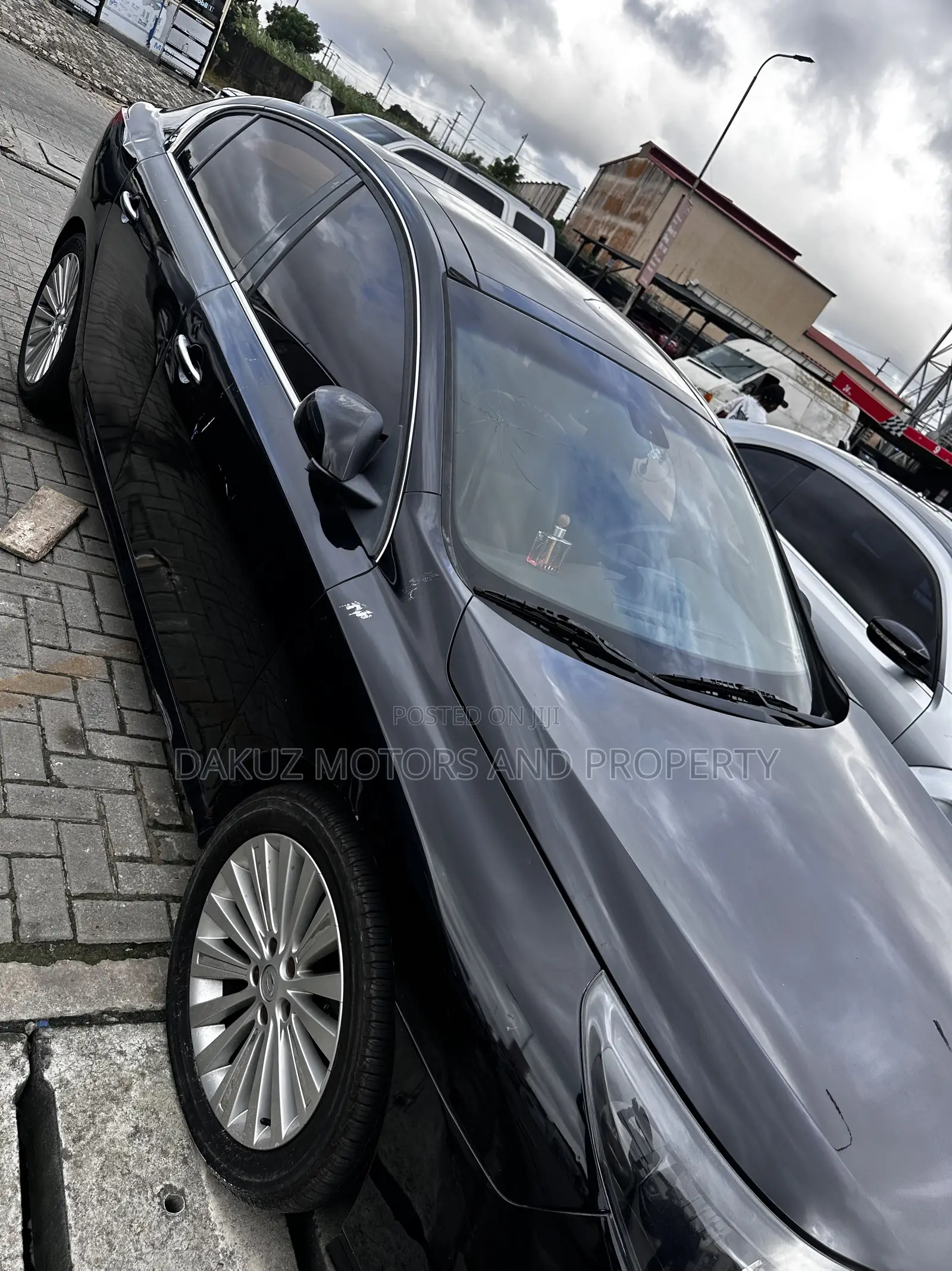 Renault Samsung QM5 2012 Black