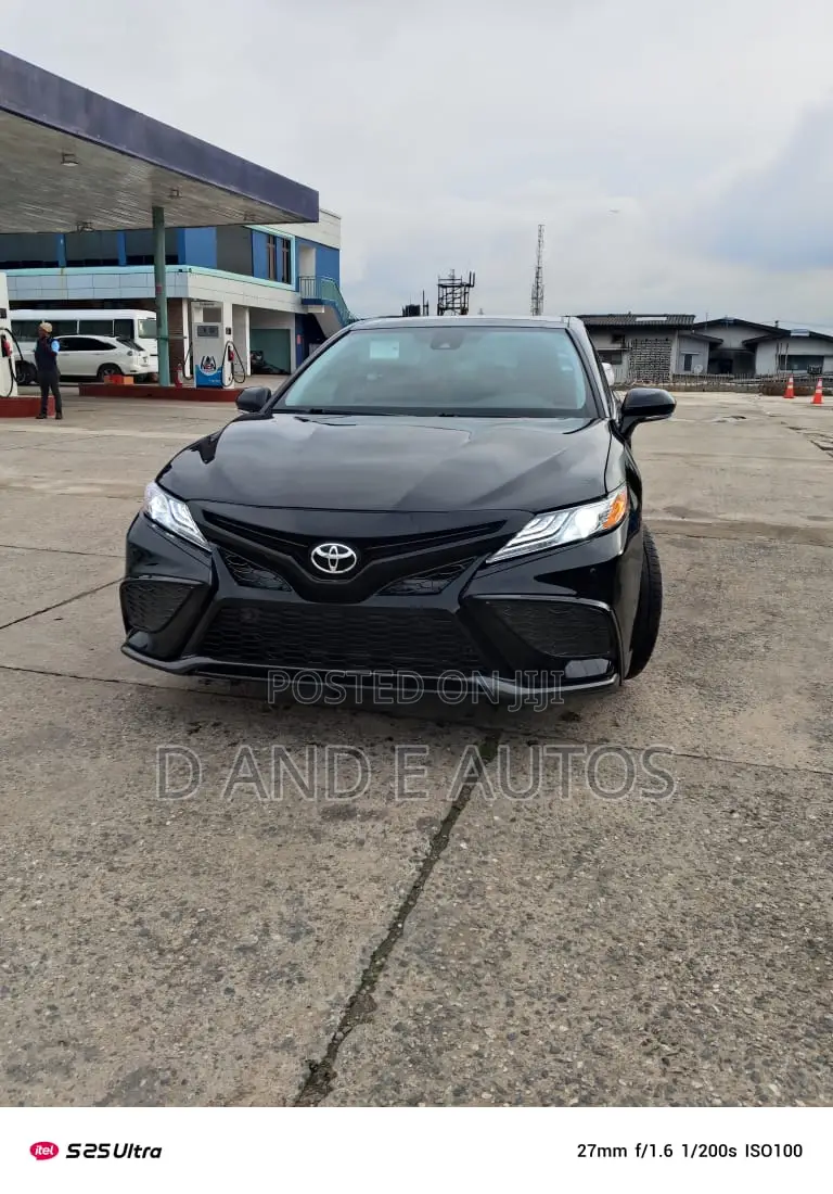 Toyota Camry 2019 Black