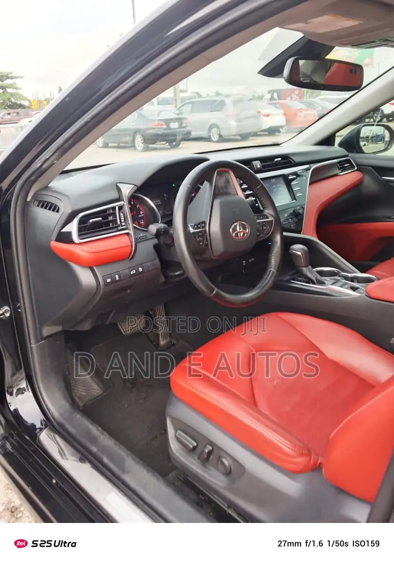 Toyota Camry 2019 Black