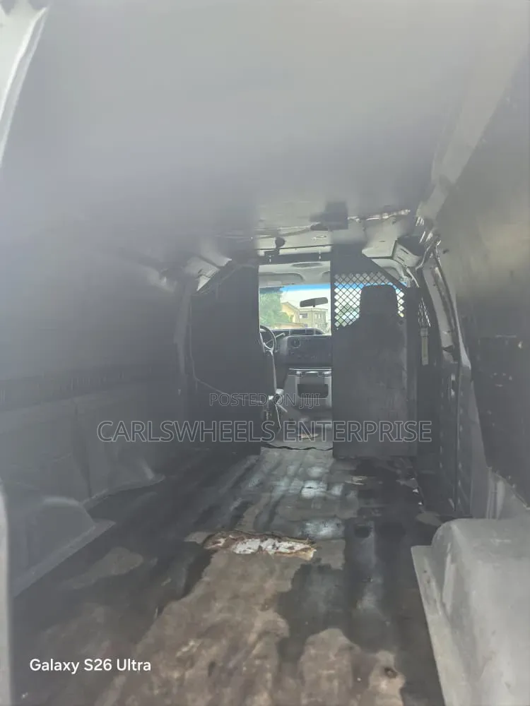 Ford E350 2014 White